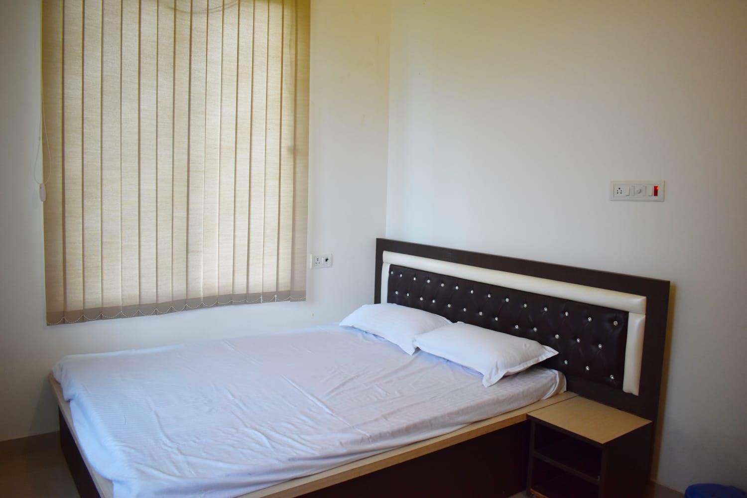 Hotel Vishal Buxar Екстериор снимка